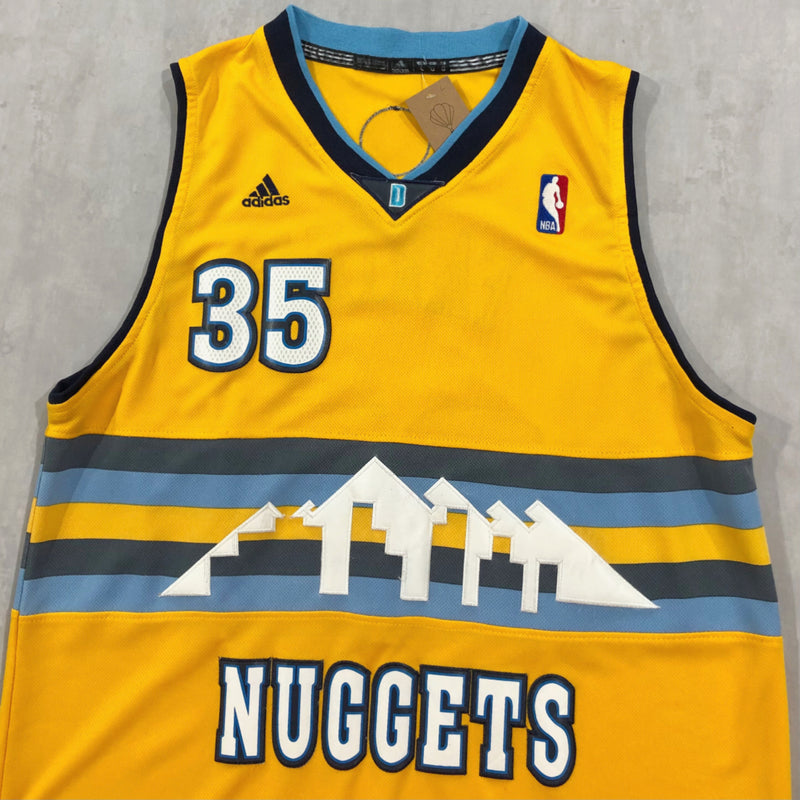 Nuggets top yellow jersey