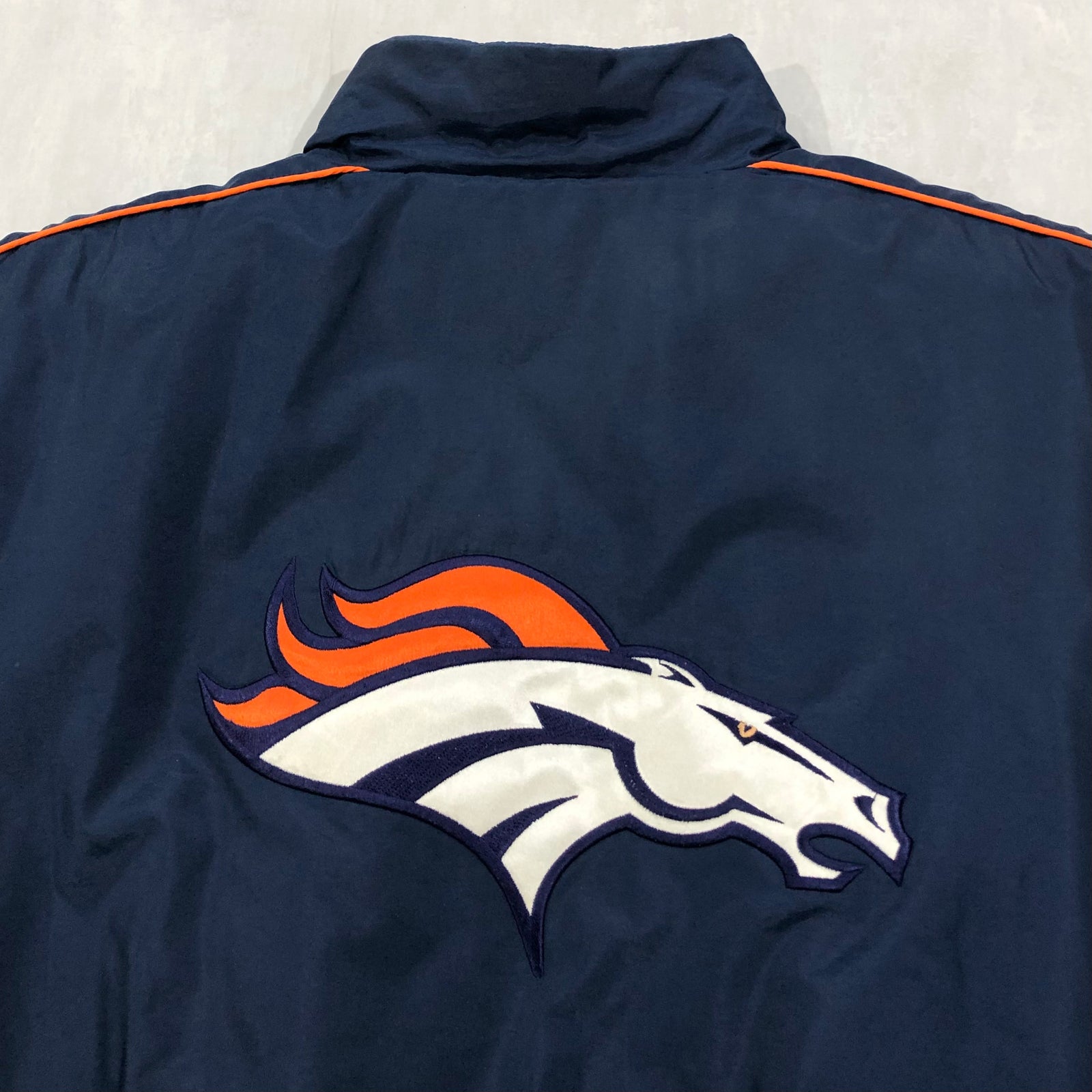 Hot Vintage Denver Broncos logo athletic jacket