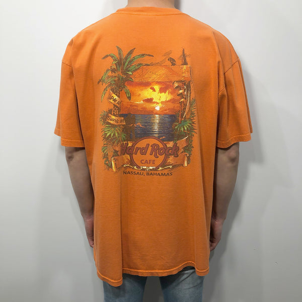 Vintage Hard Rock Cafe T-Shirt Nassau Bahamas (XL)