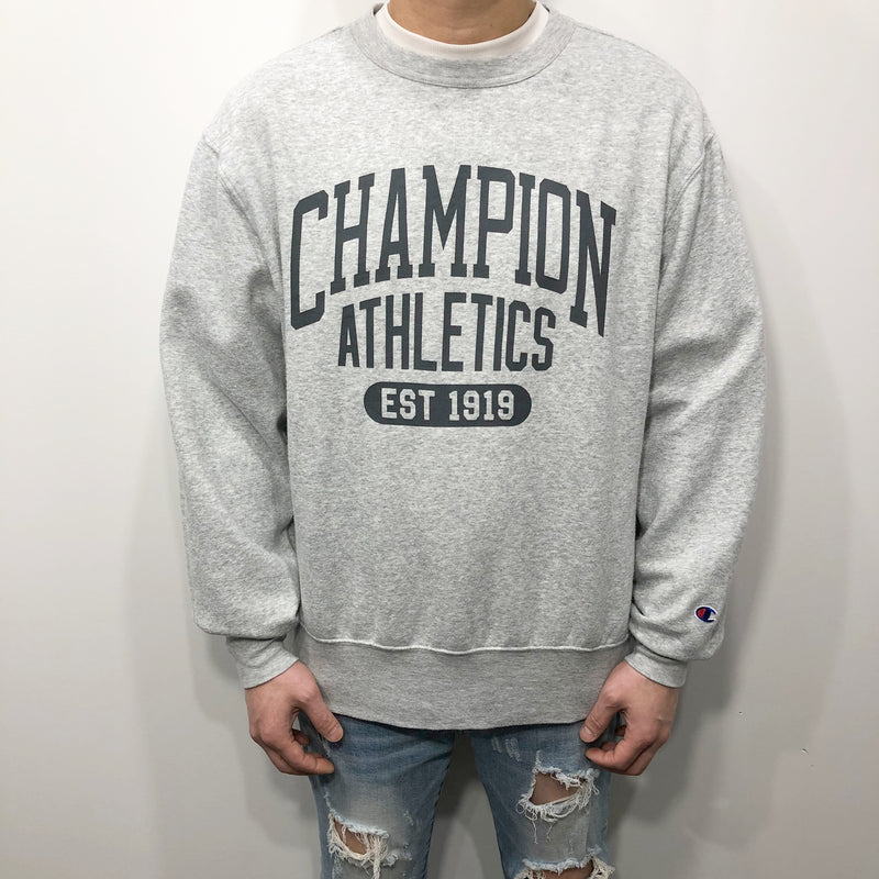 Champion Fleeced Sweatshirt (M)