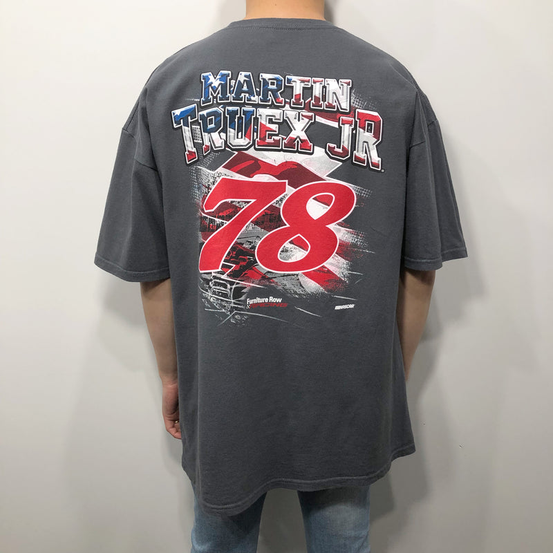 Nascar T-Shirt Furniture Row #78 Martin Truex Jr. (XL)